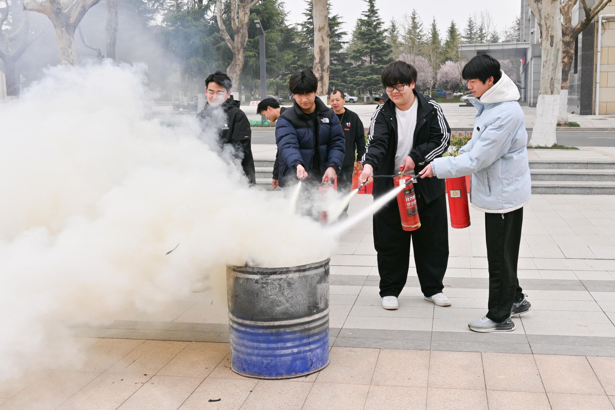 消防安全记于心，应急演练践于行