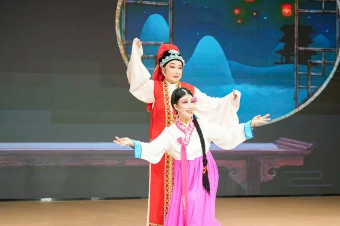 一戏一乾坤・梨园绽芳华 —— 西安交通职业学校戏曲进校园活动圆满举行