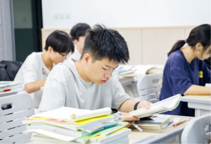 成长自有答案：让每一天都成为更好的起点！