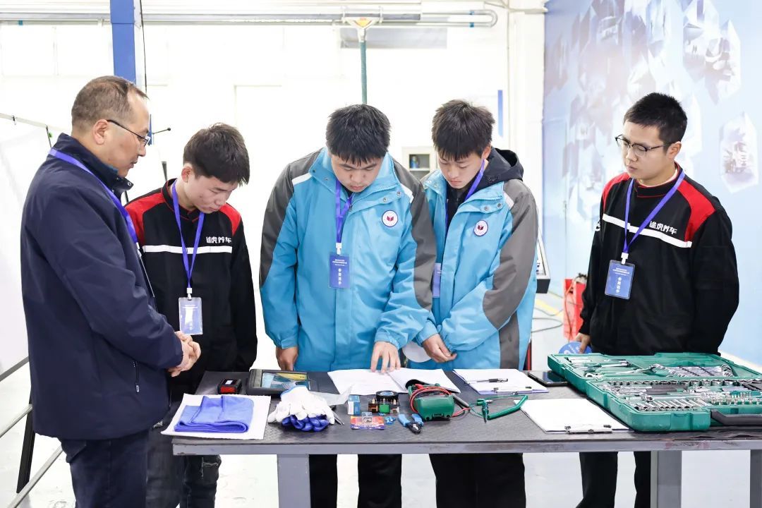 西安市2023年中等职业学校技能大赛西安交通职业学校赛点开赛！