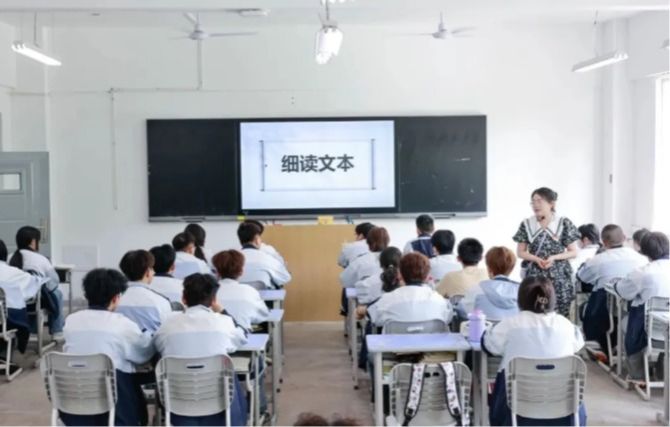 以文化人，文行必远！——青年语文教师陈欢