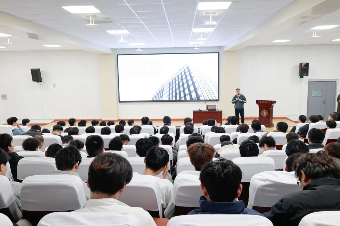 元征科技X-431汽车诊断新技术讲座在我校报告厅成功举办